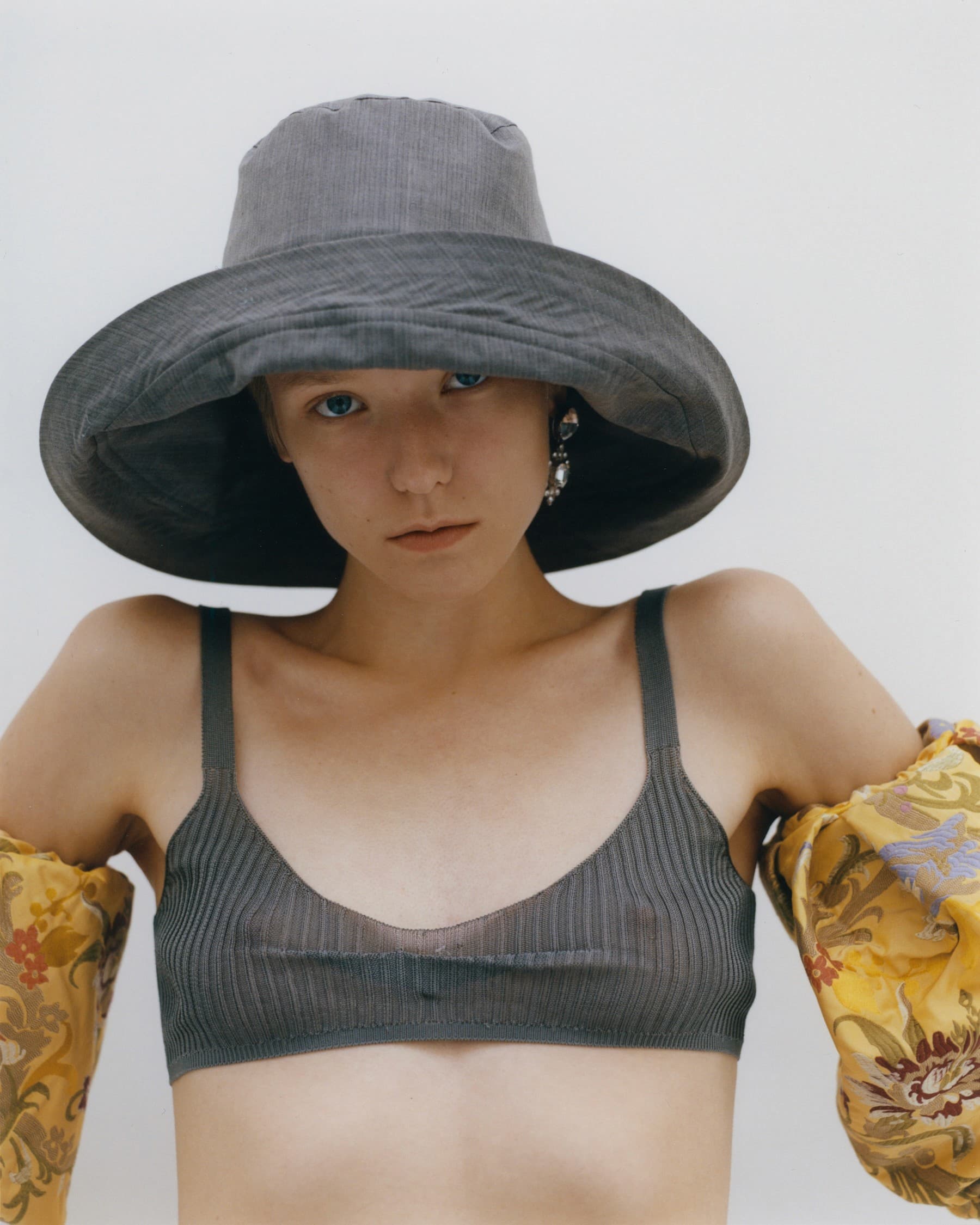 Creative direction for ioannes's SS19 lookbook.